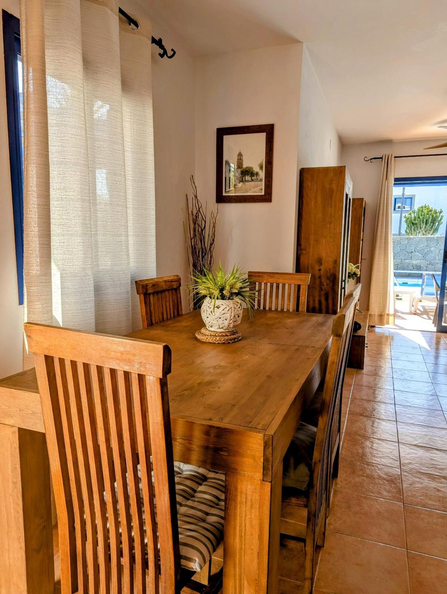 Casa Aleksandra プラヤ・ブランカ エクステリア 写真